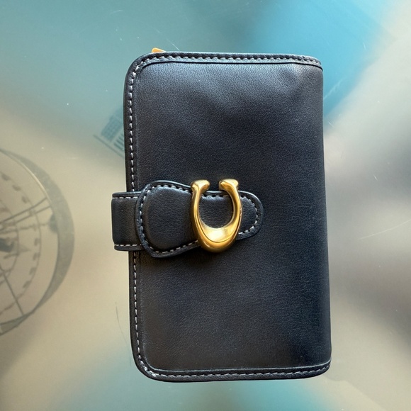 Coach Medium Tabby Black Wallet - Picture 2 of 6